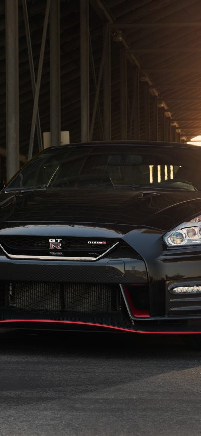 Fond d'écran 2018 Nissan GT R Nismo sur iPhone