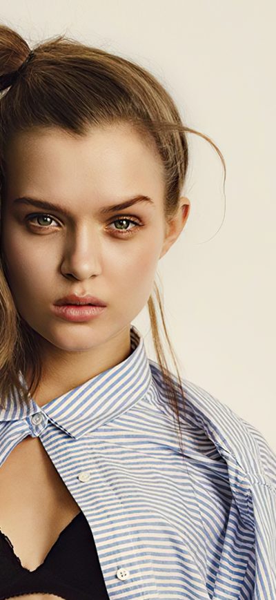 Fond d'écran iPhone Model Josephine Skriver 2020