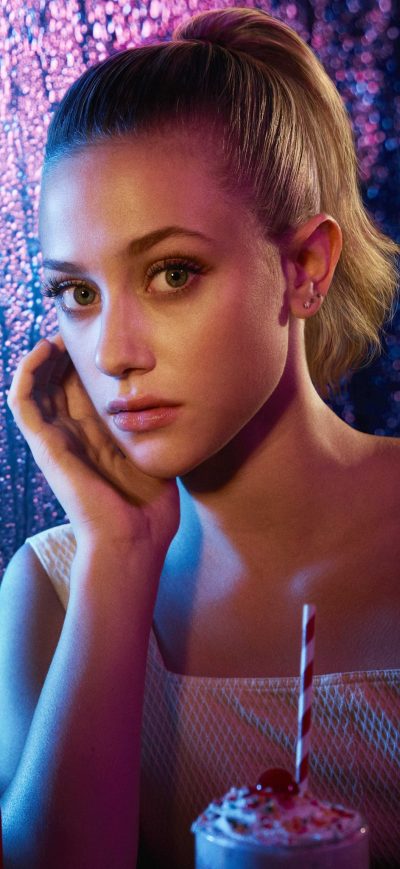 Fond d'écran iPhone Betty Cooper In Riverdale