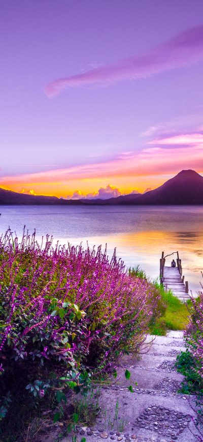 Fond d'écran iPhone Volcano Sunset Flower Purple Dreamy Landscape 4k 5k