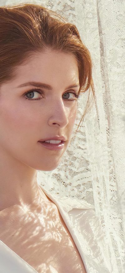 Fond d'écran iPhone Anna Kendrick 2020
