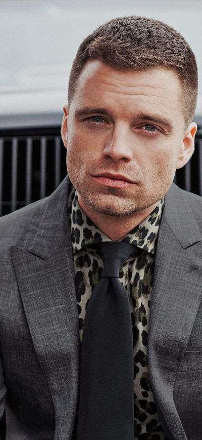 Fond d'écran iPhone Sebastian Stan GQ April 2018