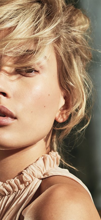 Fond d'écran iPhone Hailey Baldwin Maxim Magazine