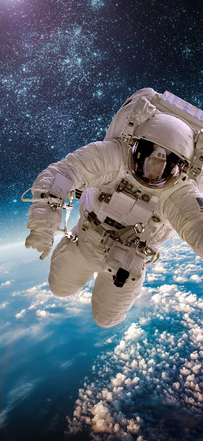 Fond d'écran iPhone Astronaut In Sky