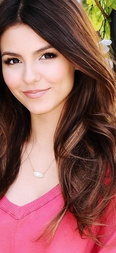Fond d'écran iPhone Victoria Justice Super Cute
