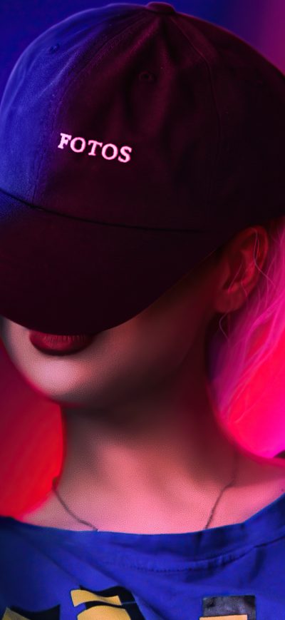 Fond d'écran iPhone Girl Hat Covering Face 5k