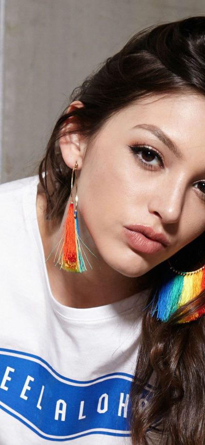 Fond d'écran iPhone Celine Farach Cosmopolitan 2018