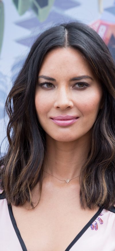 Fond d'écran iPhone Olivia Munn 4k 2018