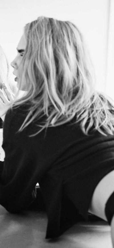 Fond d'écran iPhone Cara Delevingne Simon Emmett Photoshoot