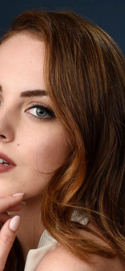 Fond d'écran iPhone 2018 Elizabeth Gillies Actress