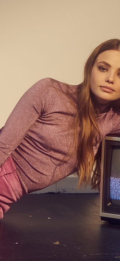 Fond d'écran iPhone Kristine Froseth 2020