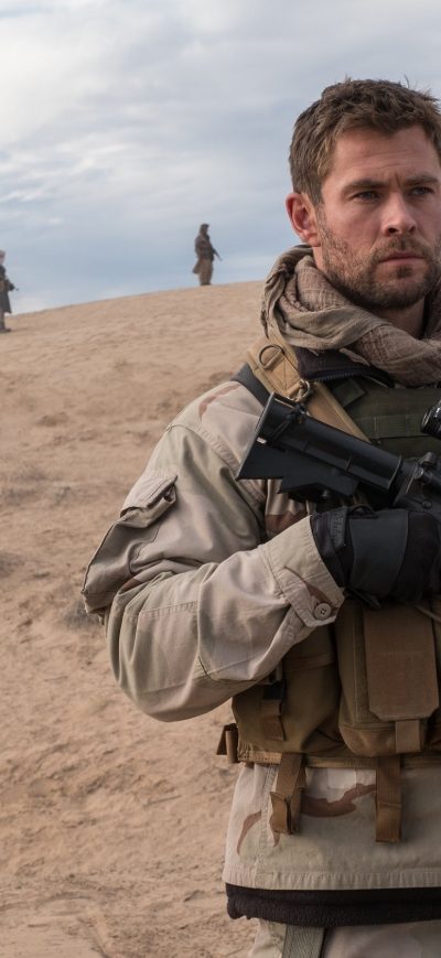 Fond d'écran iPhone Chris Hemsworth In 12 Strong Movie