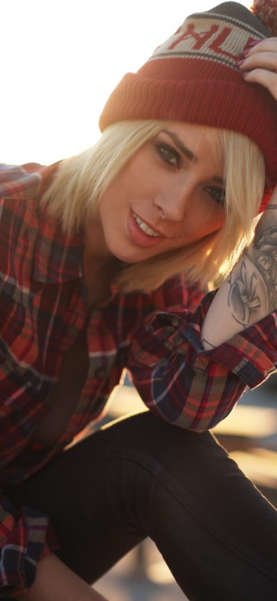 Fond d'écran iPhone Alysha Nett 5