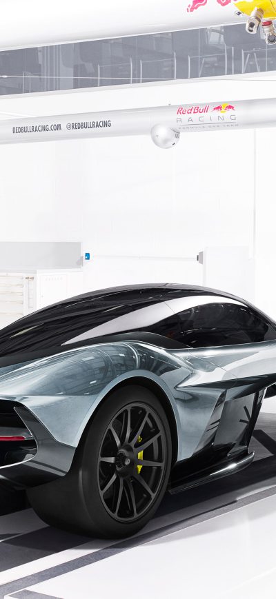 Fond d'écran Aston Martin AM RB 001 sur iPhone