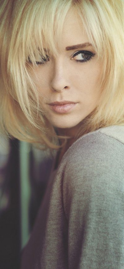 Fond d'écran iPhone Alysha Nett 2