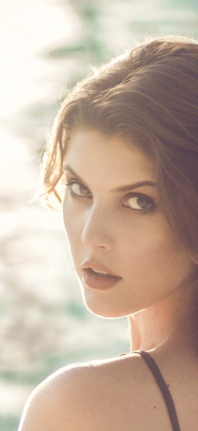 Fond d'écran iPhone Amanda Cerny 2018