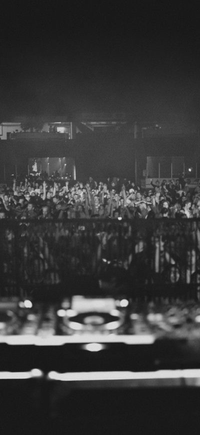 Fond d'écran iPhone Dj Music Crowd