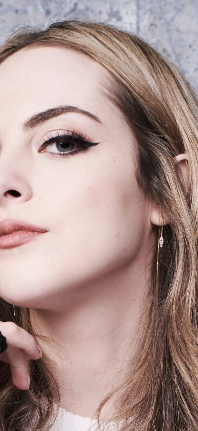 Fond d'écran iPhone Elizabeth Gillies 2018