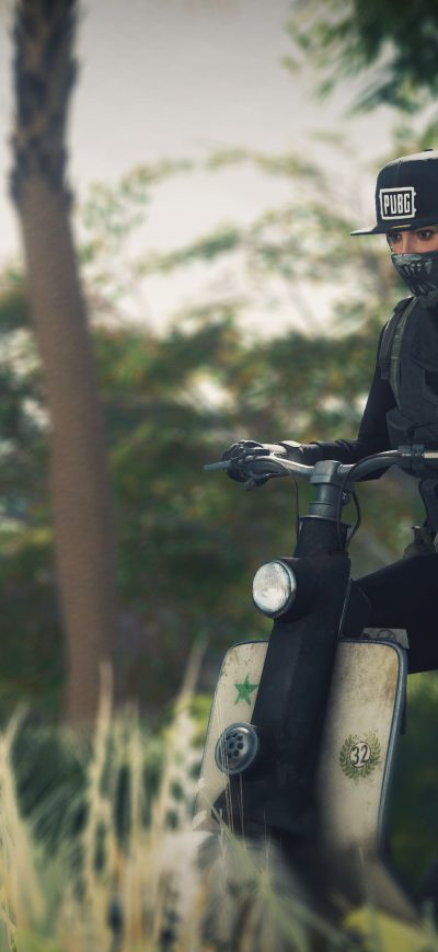 Fond d'écran iPhone Pubg Girl On Scooter