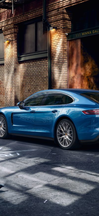 Fond d'écran iPhone Porsche Panamera Blue