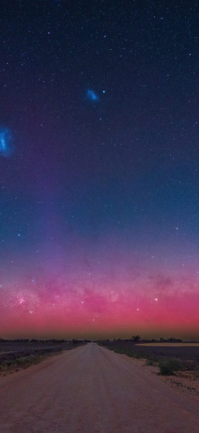 Fond d'écran iPhone Milkyway And Magellanic Clouds