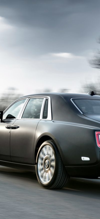 Fond d'écran iPhone Rolls Royce Phantom The Gentlemans Tourer