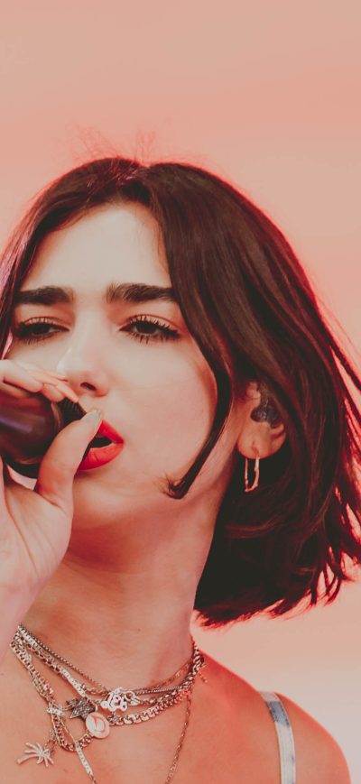 Fond d'écran iPhone Dua Lipa Performing Live
