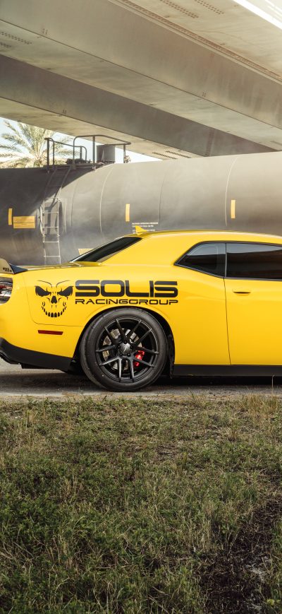Fond d'écran iPhone Dodge Challenger Hellcat Velgen Wheels 8k