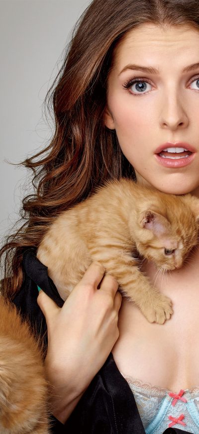 Fond d'écran iPhone Anna Kendrick With Cats
