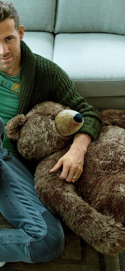 Fond d'écran iPhone Ryan Reynolds In Gq Magazine