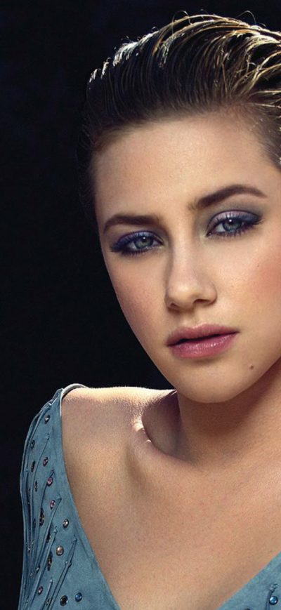 Fond d'écran iPhone Lili Reinhart Ocean Drive Photoshoot