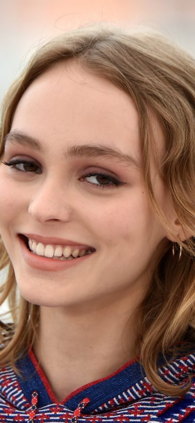 Fond d'écran iPhone Lily Rose Depp In 2017 4k