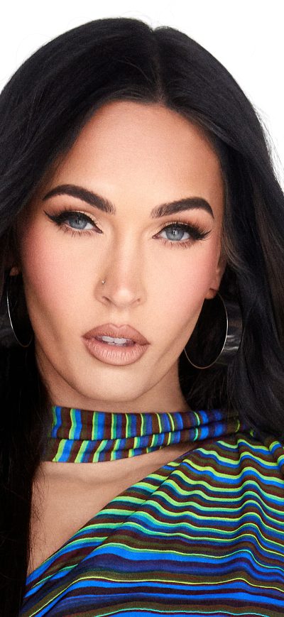 Fond d'écran iPhone Megan Fox Basic Magazine 2021 4k