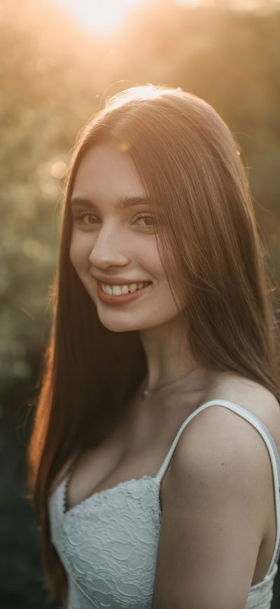 Fond d'écran iPhone Cute Girl Smiling 4k