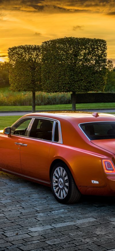Fond d'écran iPhone Rolls Royce Phantom EWB 4k Rear