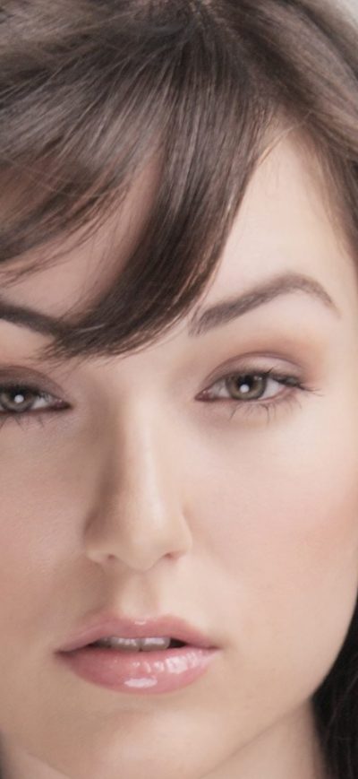 Fond d'écran Sasha Grey sur iPhone