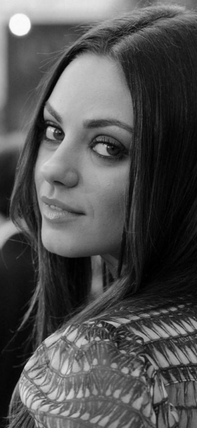 Fond d'écran iPhone Mila Kunis Monochrome