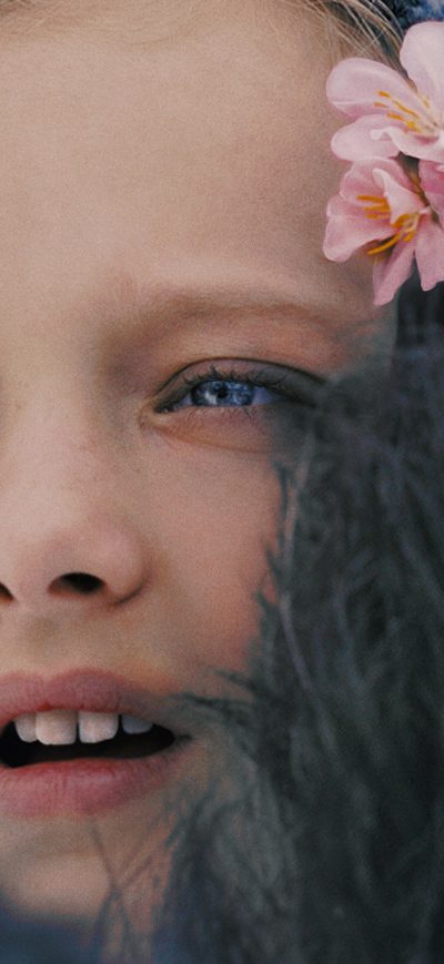 Fond d'écran iPhone Amiah Miller As Nova War For The Planet Of The Apes