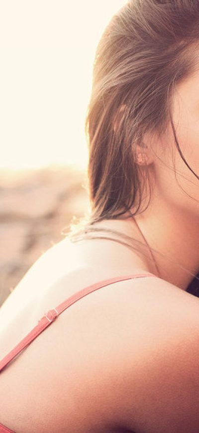 Fond d'écran iPhone Nose Piercing Girl Outdoors
