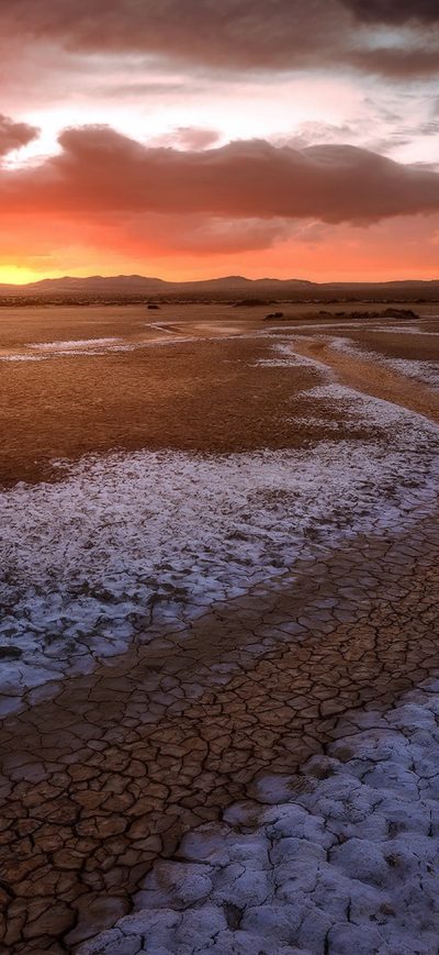 Fond d'écran iPhone Drought Desert Sky