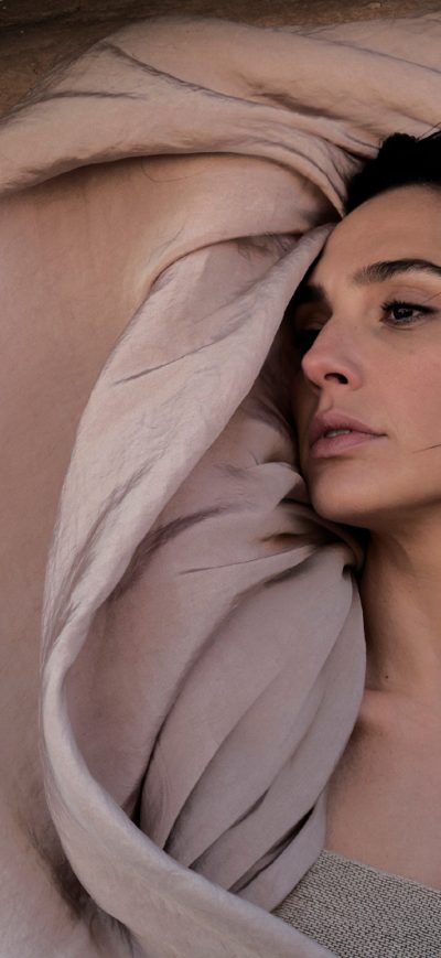 Fond d'écran iPhone Gal Gadot Vogue 2020