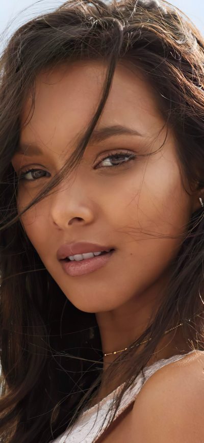 Fond d'écran Lais Ribeiro sur iPhone