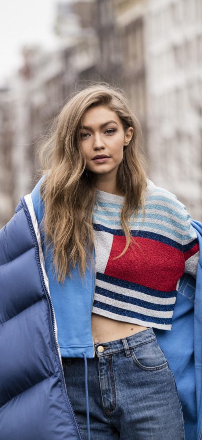 Fond d'écran iPhone Gigi Hadid Outdoor 4k