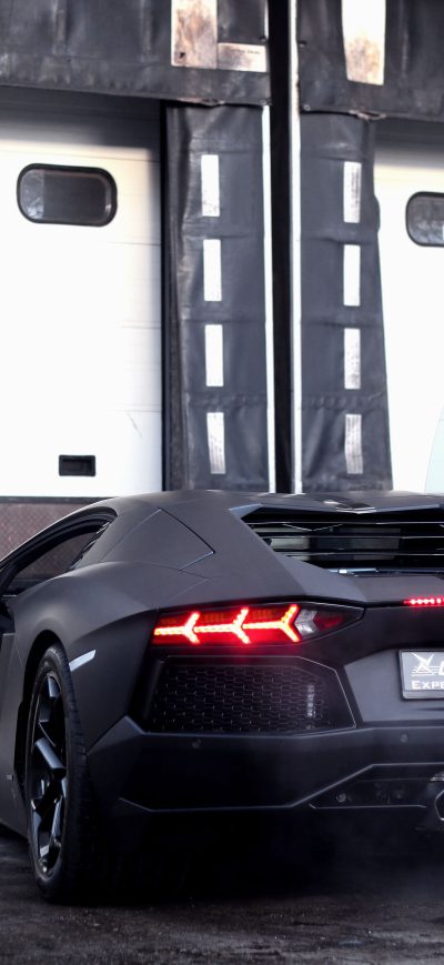Fond d'écran Lamborghini Aventador Chiptunning sur iPhone