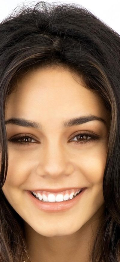 Fond d'écran iPhone Vanessa Hudgens 2018