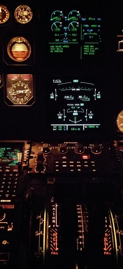 Fond d'écran iPhone Cockpit 4k