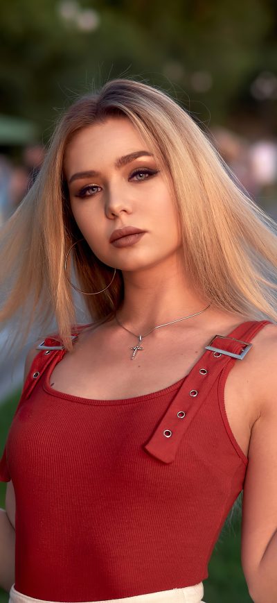 Fond d'écran iPhone Women Blonde 4k
