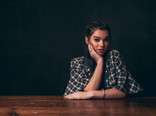 2016 Hailee Steinfeld