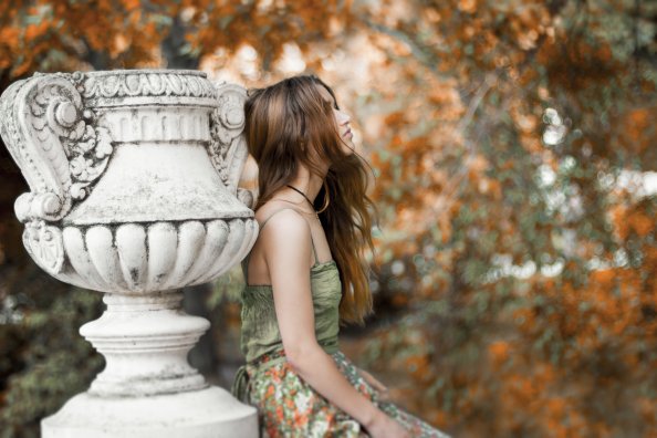 Women Outdoors Brunette