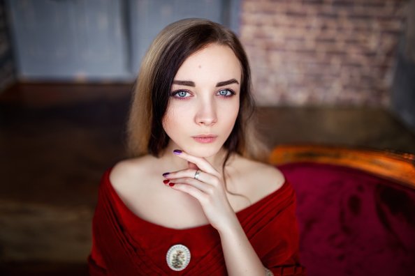 Girl Glowing Eyes Red Dress 5k